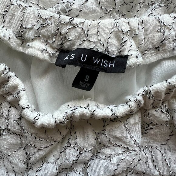 Size Small White Eyelet Dress - Picture 2 of 5